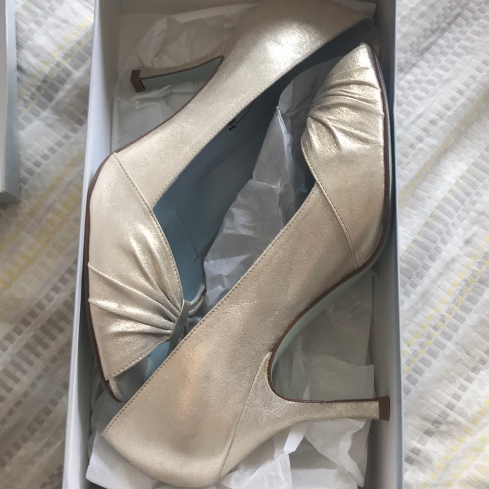 Something Bleu Claudia satin heels size 9